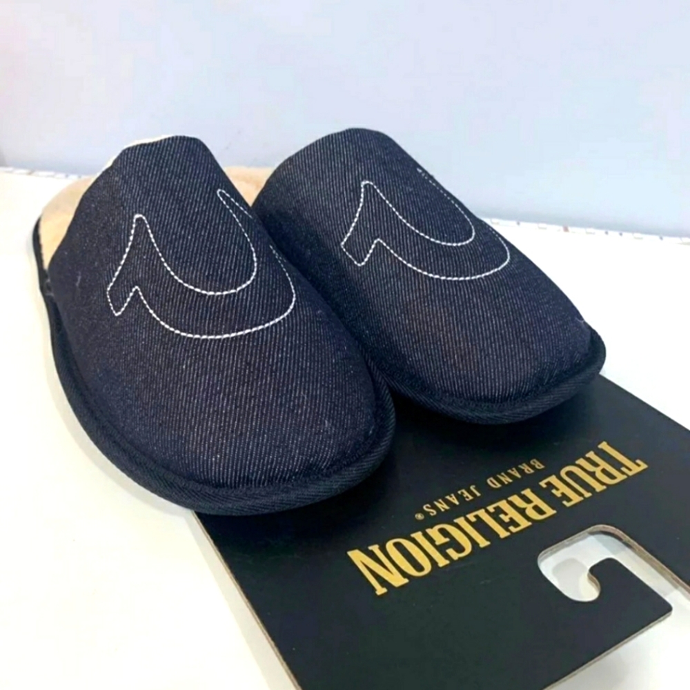 NWT Men's True Religion Slippers